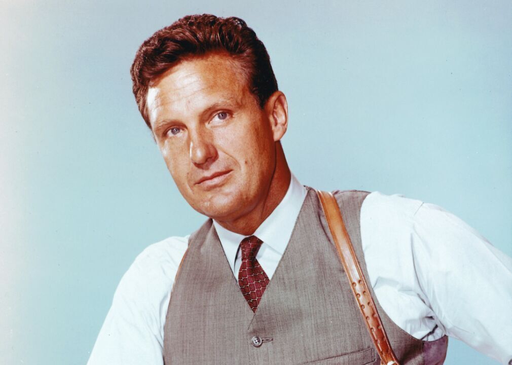 1919: Robert Stack